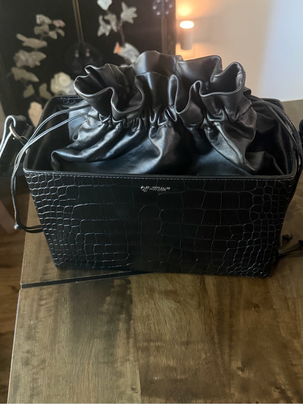 Off-White Black Croc-Embossed Drawstring Shoulder Bag with Pouch